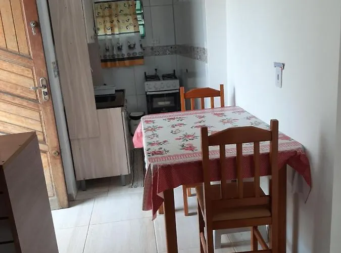 Quarto Em Matinhos Pr