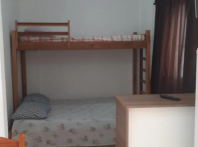 Quarto Em Matinhos Pr